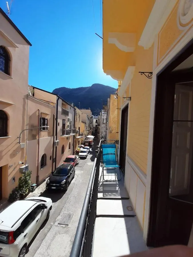 Holiday home Casa Vacanze Mannina Castellammare del Golfo